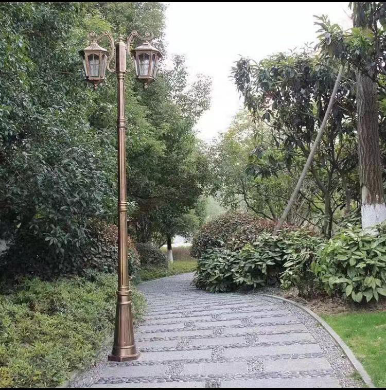 貴州庭院燈與草坪燈的區(qū)別概述